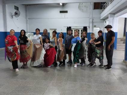 El Taller de Folklore “Los Pozos” prepara una gran peña para el 25 de Mayo